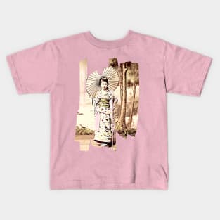 Japanese girl weaing a kimono with parasol Kids T-Shirt